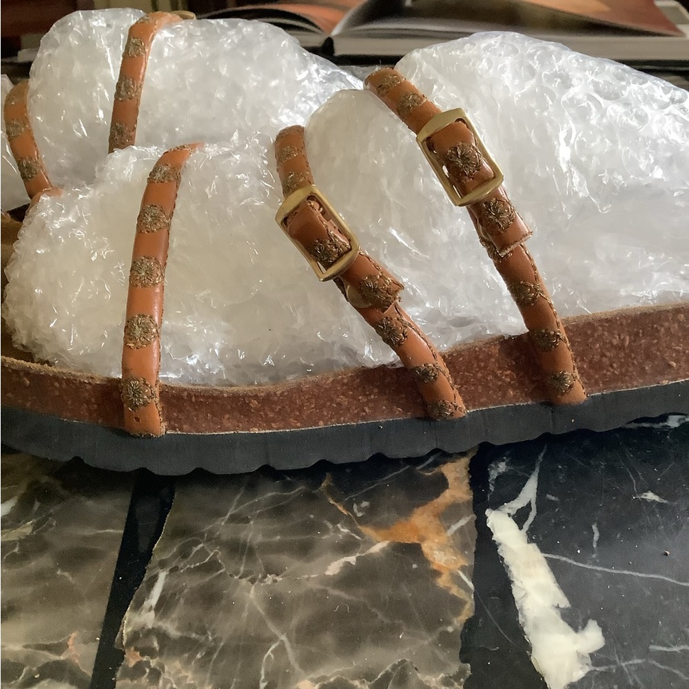 Birkenstock betula rare tan leather gold floral metallic triple strap sandals 7 - Picture 2 of 6